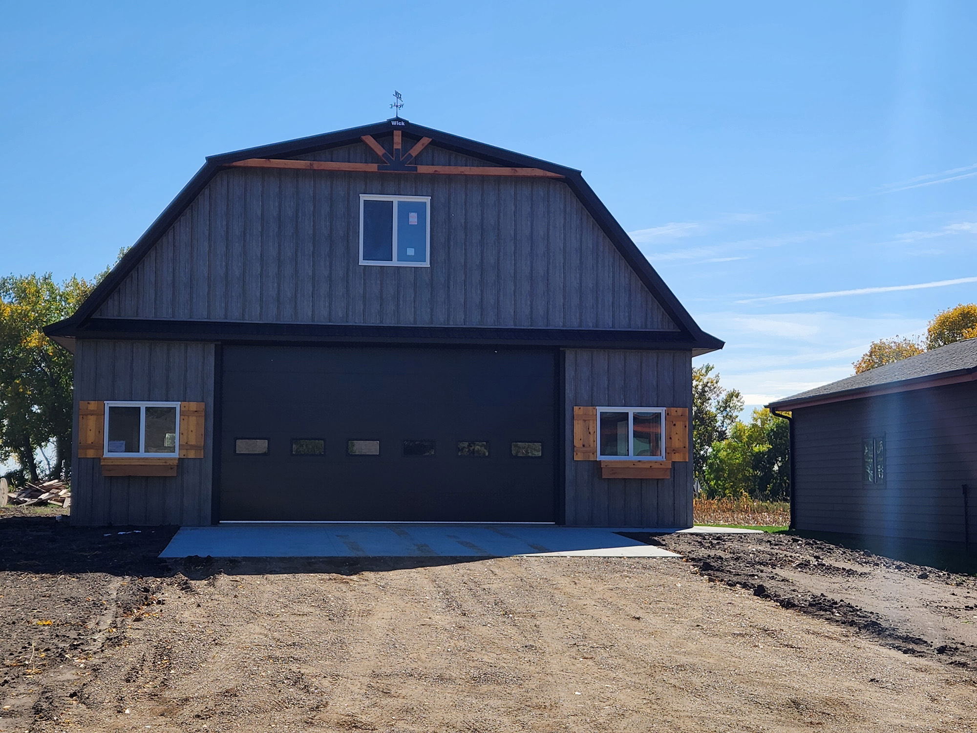 Pole Barn Shop with Living Area